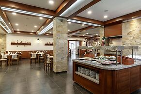 AluaSun Helios Beach – All Inclusive