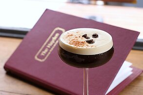 The Hayden Pub & Rooms