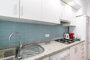 Alfalfa Center Apartment