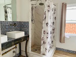 Kamway Lodge & Travel - Hostel