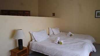 The Farmhouse B&B Beergarden CC