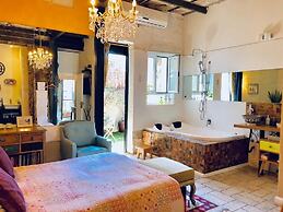 Trieste Neve Tzedek Boutique Suites