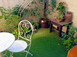 Trieste Neve Tzedek Boutique Suites