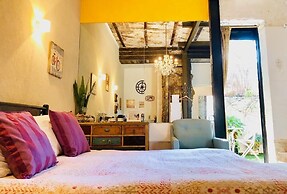 Trieste Neve Tzedek Boutique Suites