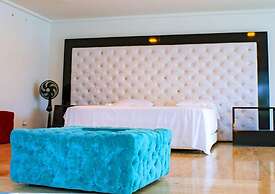 Hotel Blue Palace