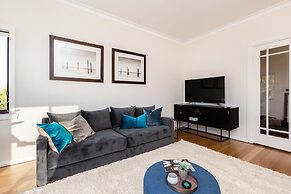 Lighthouse Cozy 2BDR with CITY VIEWS