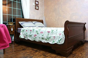 Mari Sea Ever Pension