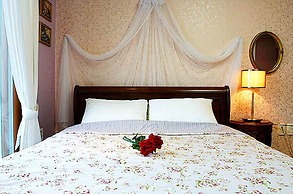 Mari Sea Ever Pension