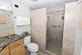 Inlet Reef 402 2 Bedroom Condo by RedAwning