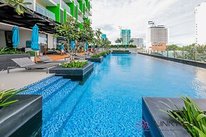 LinkNest Seaview Apartment