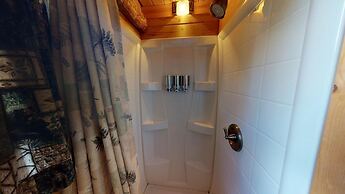 Mountain Ranch Cabin Stunning