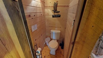 Mountain Ranch Cabin Stunning