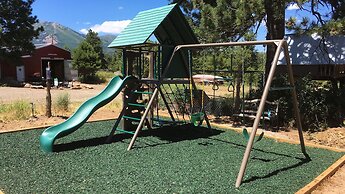 Canyon View Family Lodge