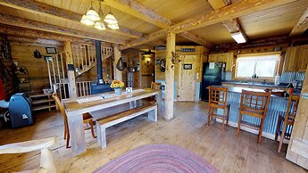 Canyon View Family Lodge