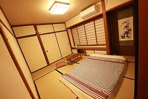 Kinkaku Ryokan