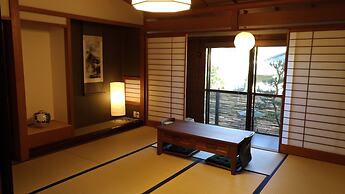 Kinkaku Ryokan