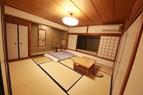 Kinkaku Ryokan