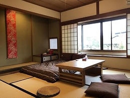 Kinkaku Ryokan