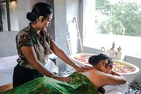 Purana Suite Ubud