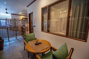 Purana Suite Ubud