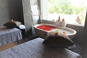 Purana Suite Ubud