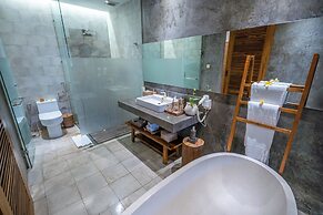 Purana Suite Ubud