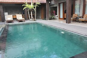 Purana Suite Ubud