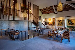 Purana Suite Ubud