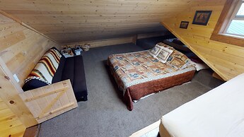 Cozy Mountain AfriCabin