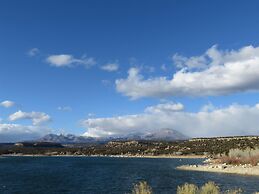 Cozy Mountain AfriCabin