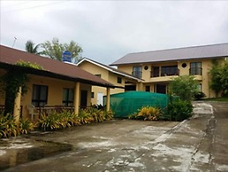 Palm Seaside Inn and Beach Resort