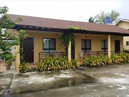 Palm Seaside Inn and Beach Resort