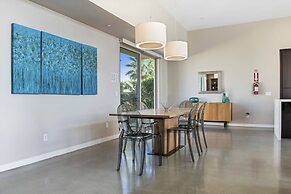 Modern Living 3 Bedroom Home by RedAwning