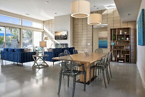 Modern Living 3 Bedroom Home by RedAwning