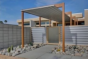 Modern Living 3 Bedroom Home by RedAwning
