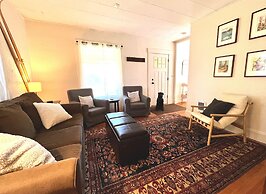 Comfortable Lucky Home, Minutes Away to The Columbia River Gorge by Re