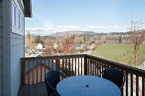 Private Reserve 3 Bedroom Townhouse by RedAwning