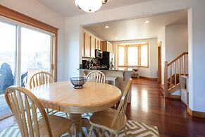 Private Reserve 3 Bedroom Townhouse by RedAwning