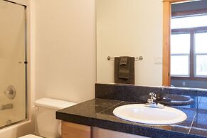 Private Reserve 3 Bedroom Townhouse by RedAwning