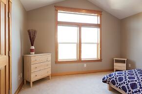 Private Reserve 3 Bedroom Townhouse by RedAwning