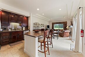 #5 At Broken Top 2 Bedroom Villa by RedAwning