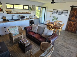 Buff & Fellow Eco Cabins