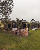 Buff & Fellow Eco Cabins