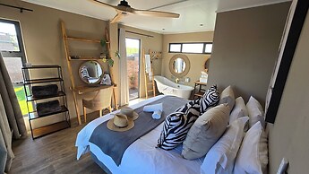 Buff & Fellow Eco Cabins