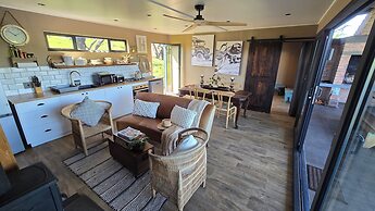 Buff & Fellow Eco Cabins