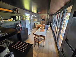 Buff & Fellow Eco Cabins