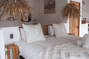 Buff & Fellow Eco Cabins