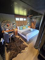 Buff & Fellow Eco Cabins