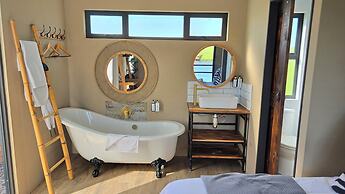 Buff & Fellow Eco Cabins