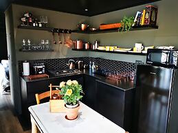 Buff & Fellow Eco Cabins